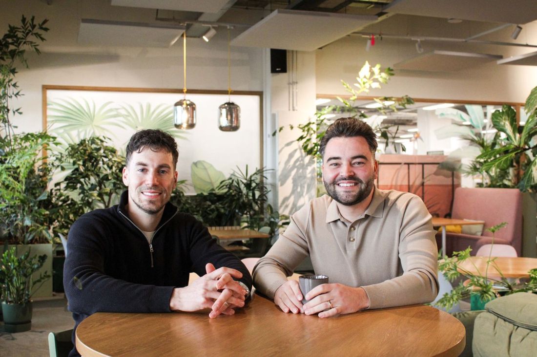 Joey en Beau van CareerMate op kantoor op Strijp-S in Eindhoven